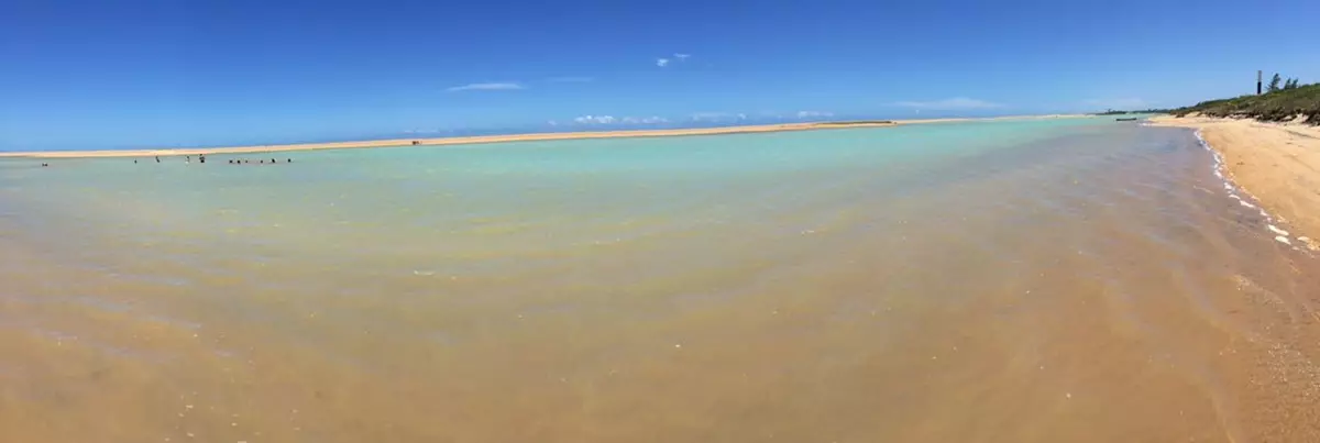 praia de Urussuquara em São Mateus