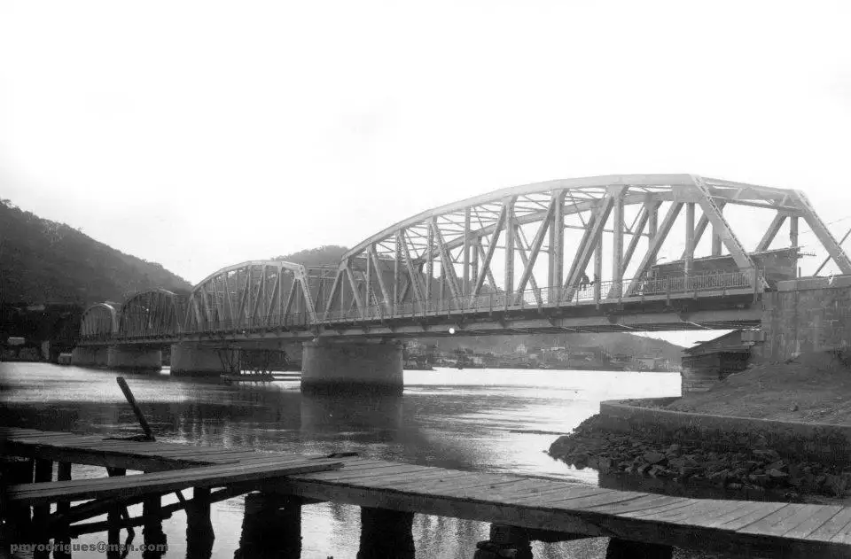 Ponte Florentino Avidos