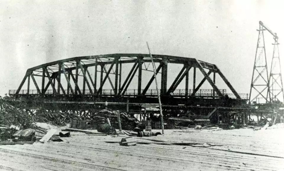 Ponte Florentino Avidos