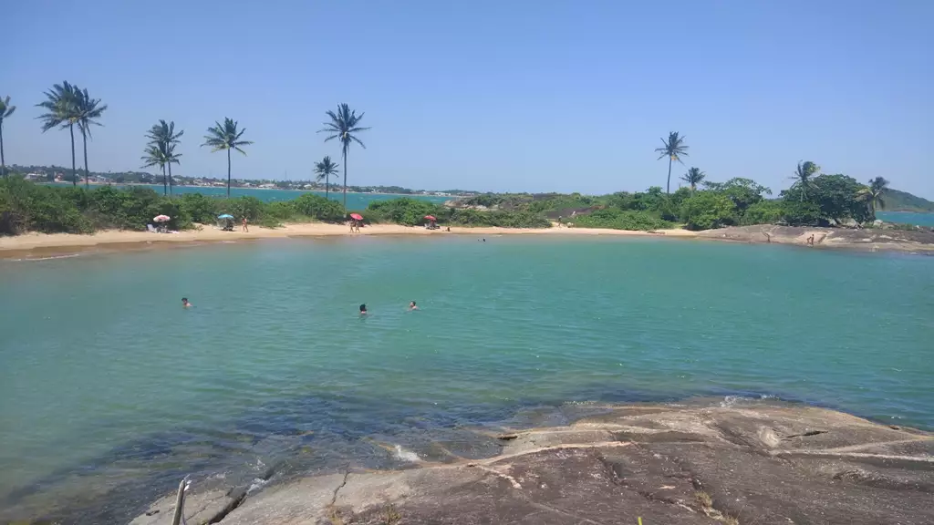 Os 10 Melhores Lugares em Guarapari: Praias, História e Natureza em um Só Lugar 1 Três Praias, Guarapari