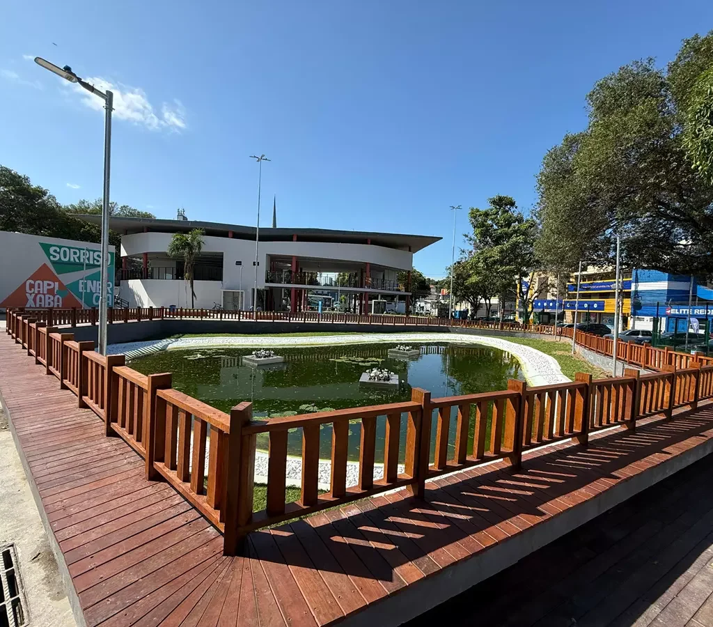 Praça Duque de Caxias, no Centro da cidade -Pracinha de Vila Velha
