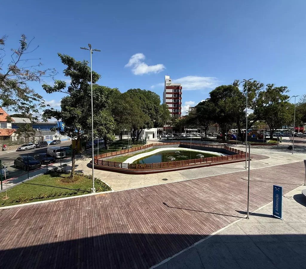 Praça Duque de Caxias, no Centro da cidade -Pracinha de Vila Velha