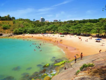 Praia dos Padres em Guarapari Praias de Guarapari