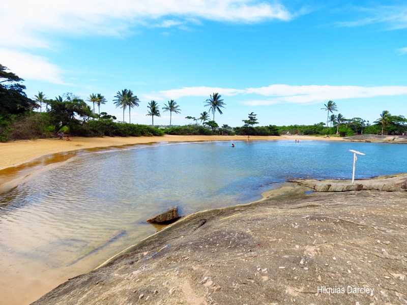 Top 5 praias de Guarapari que não podem faltar no seu roteiro de verão