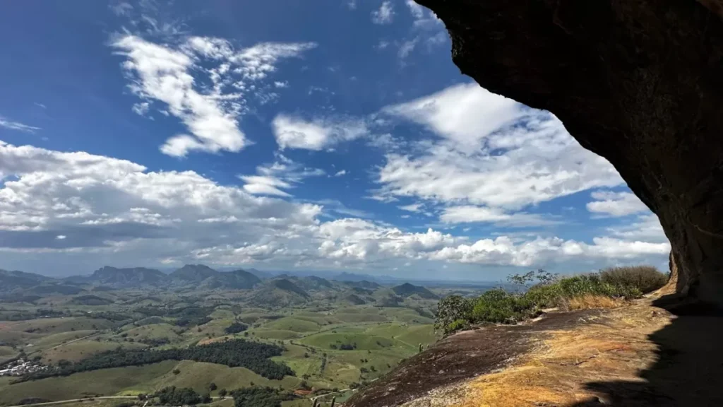 Pedra das Caveiras em Atílio Vivacqua
