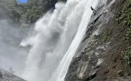 Cachoeira Véu de Noiva – Santa Leopoldina, ES 12 Cachoeira Véu da Noiva