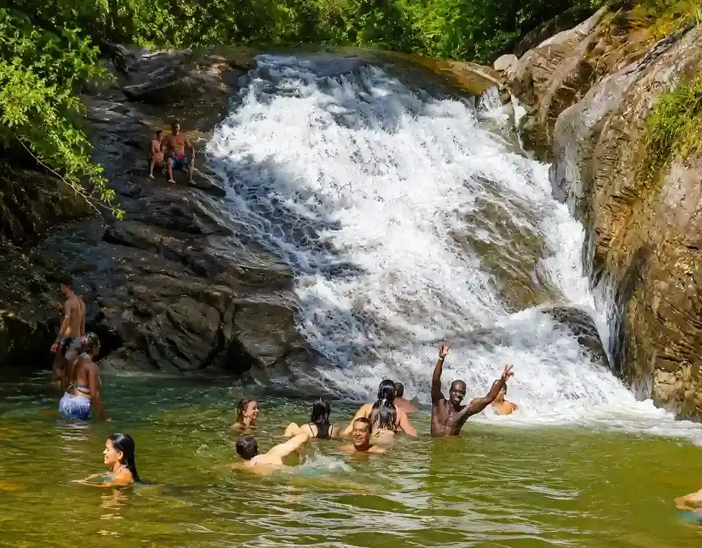 Piapitangui – Vale das Cachoeiras em Viana, ES