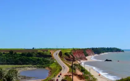 Roteiro Espírito Santo: 15 Pontos Turísticos do ES Que Vão Te Surpreender! 10 falesias