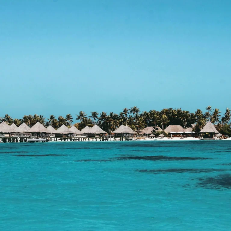 Resorts Incríveis que Encantam Turistas em Todo o Mundo