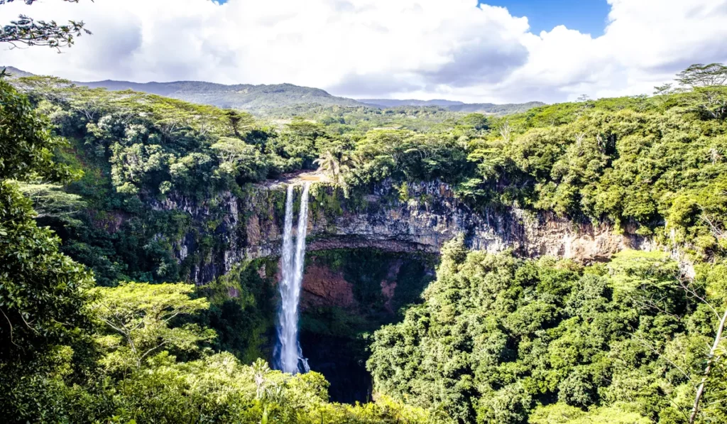 Cachoeira do Tabuleiro Minas Gerais