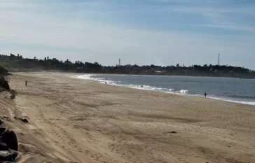 Praia de Meaípe, em Guarapari