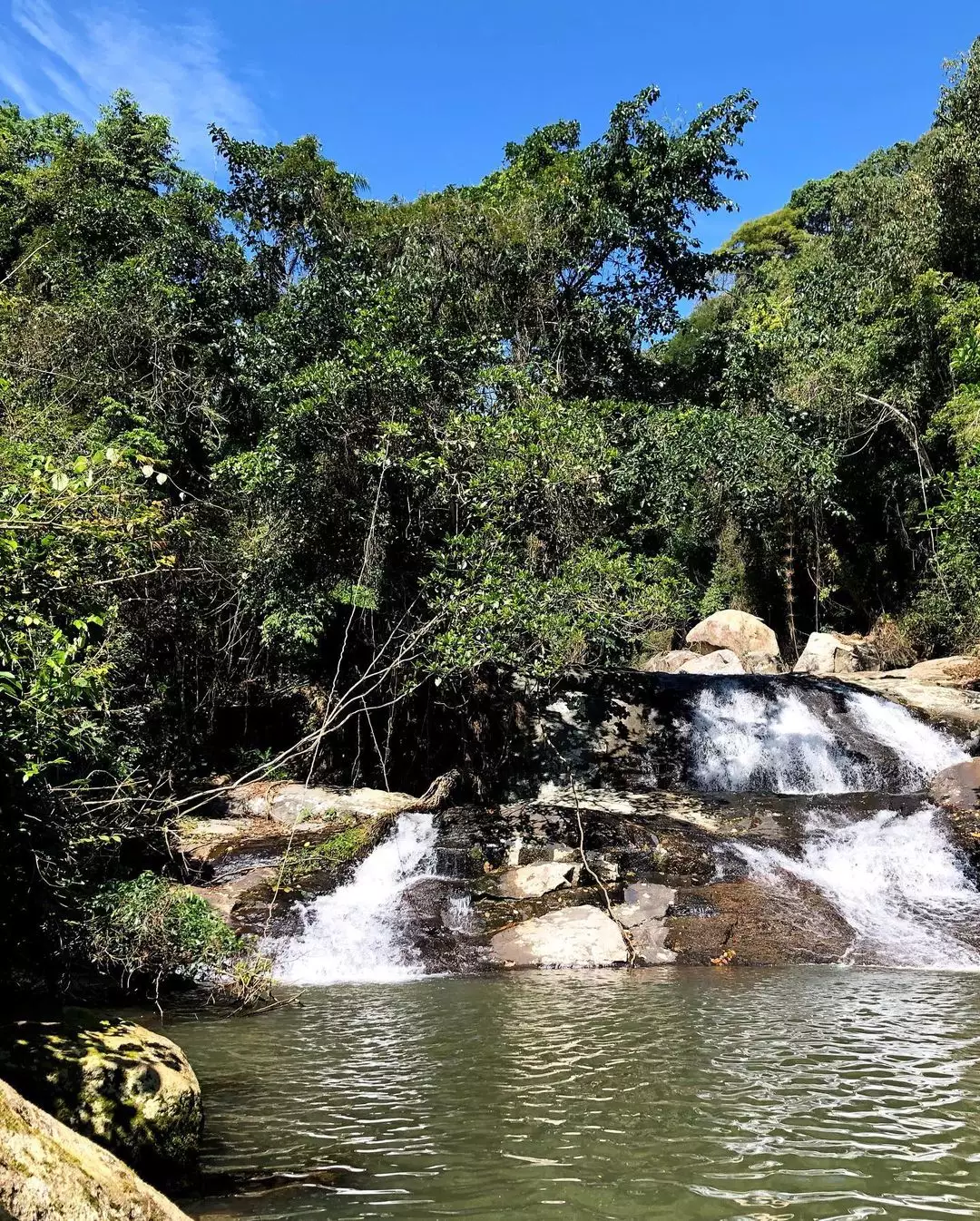 Cachoeira do Paquetá: um paraíso com borda infinita e vista para o mar em Ilhabela 6 Cachoeira do Paquetá