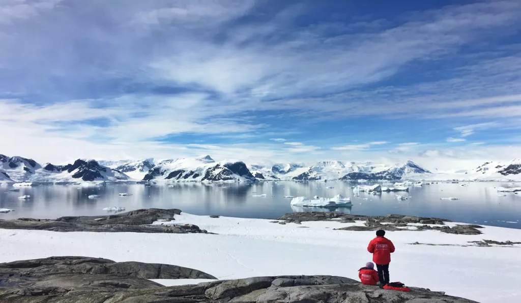 mundo gelado da Antártica,
