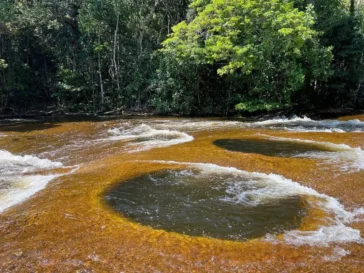 Cachoeira do Mutum em Presidente Figueiredo