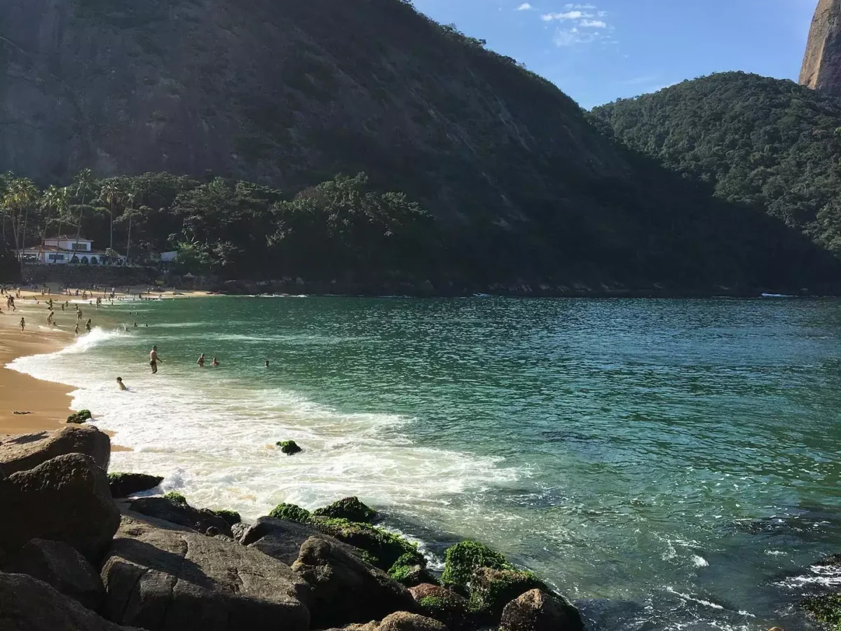 Praia Vermelha no Rio de Janeiro - Uma praia que é um cartão