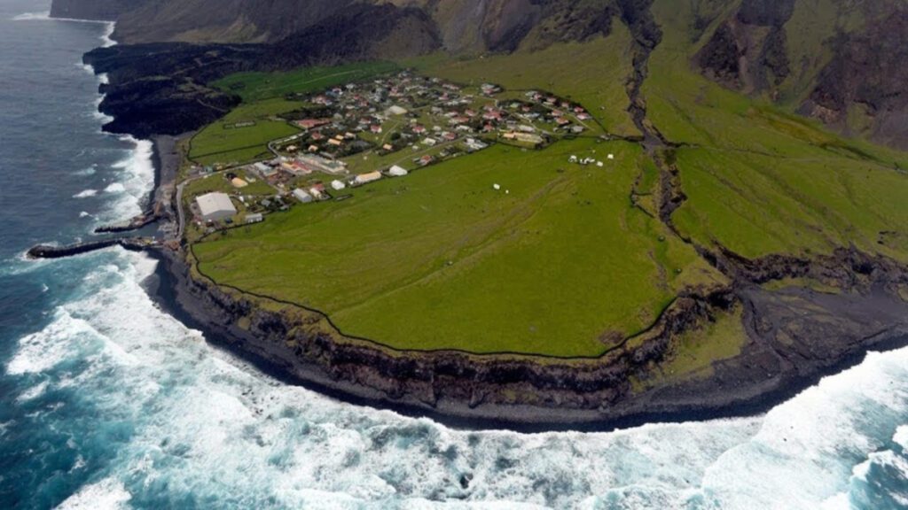 Tristão da Cunha - A ilha mais remota do mundo. 
