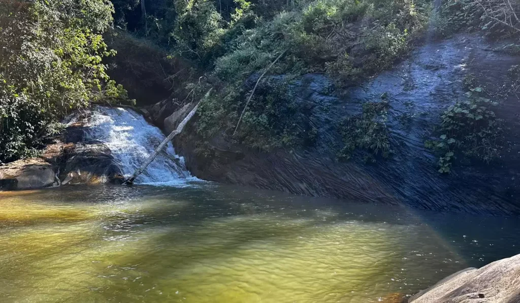 Cachoeira Piapitangui

