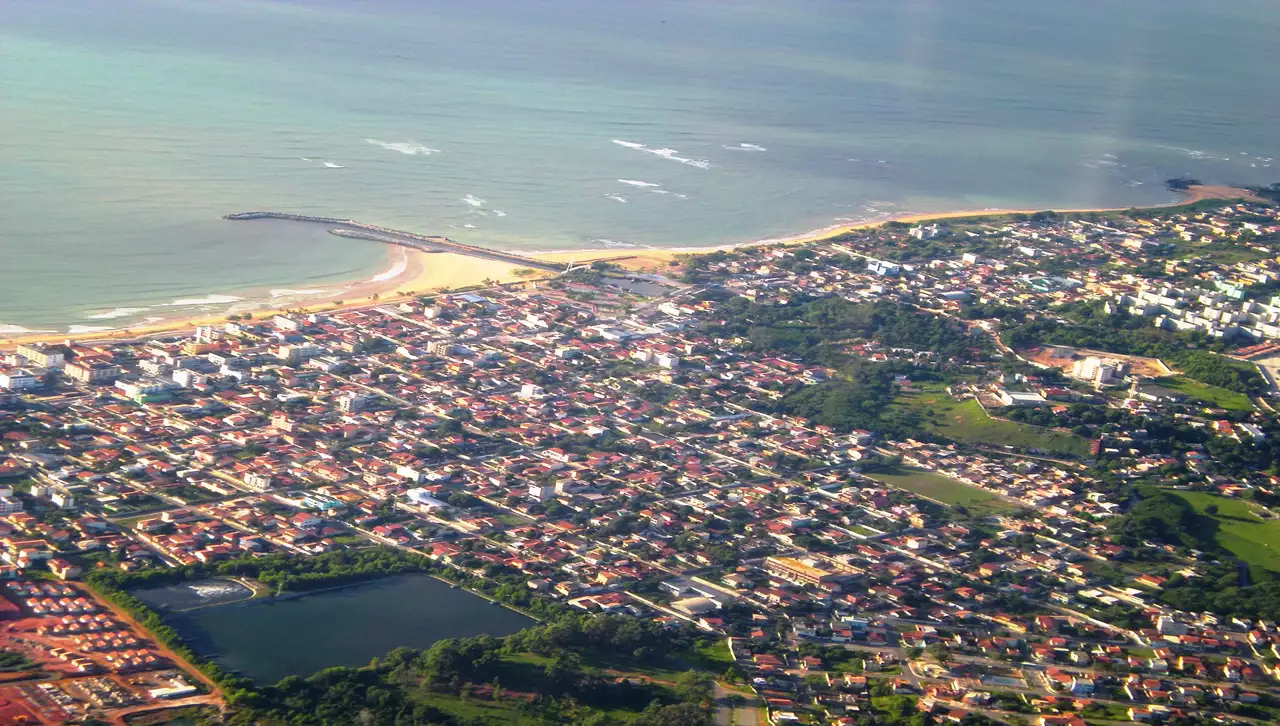 Praia de Jacaraípe: um cantinho massa pra curtir no ES 11 Praia de Jacaraipe