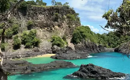 Baía dos Porcos em Fernando de Noronha