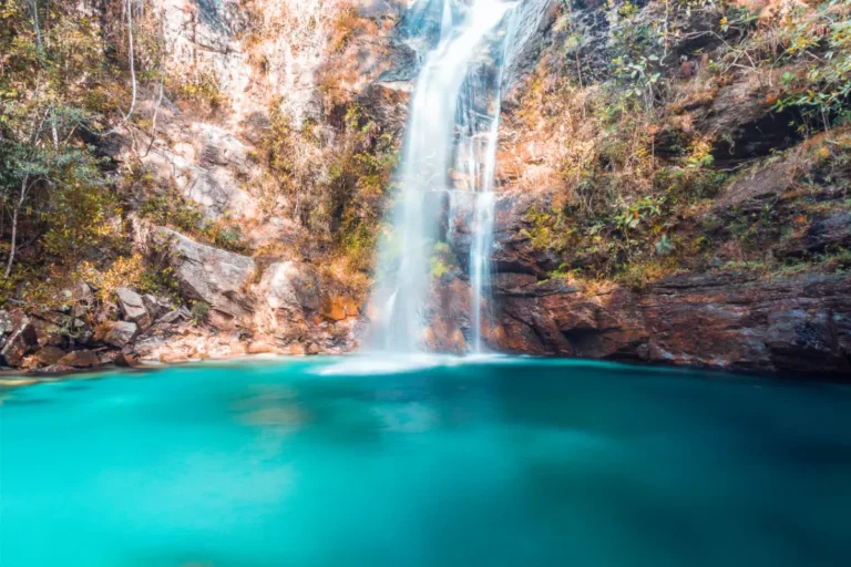“Cachoeira Santa Bárbara: a beleza natural que você precisa conhecer”