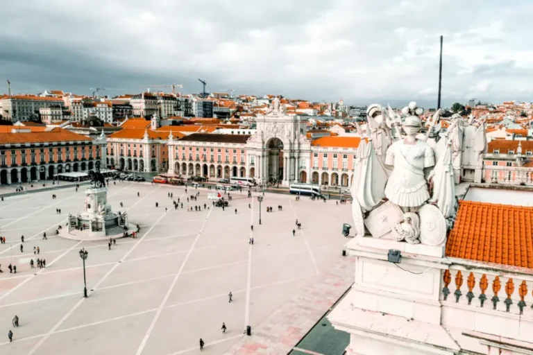 Como Comprar sua Passagem Aérea para Portugal