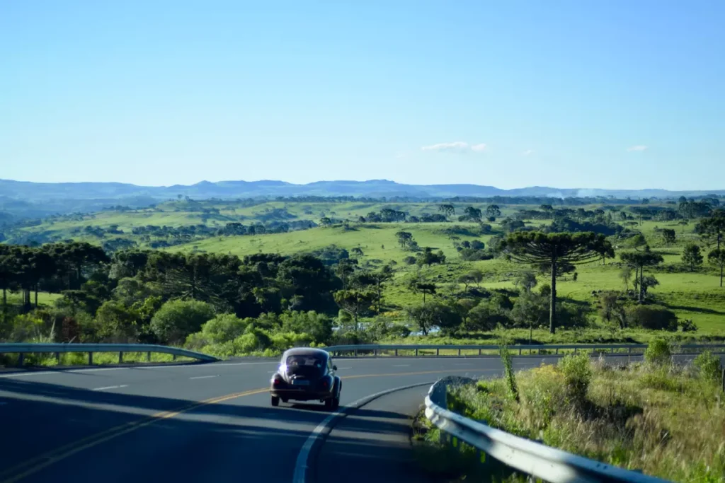 Conheça as 7 estradas mais bonitas do Brasil