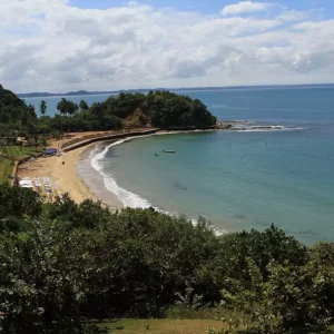 Ilha dos Frades Author Tatiana Souza