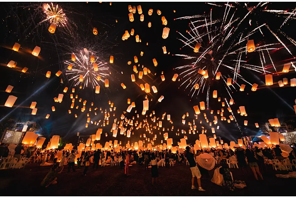 Descubra o Encanto do Festival das Lanternas em Chiang Mai, Tailândia