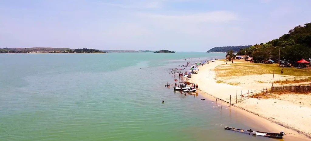 Lagoa Jesuina um paraiso natural em Rio Bananal