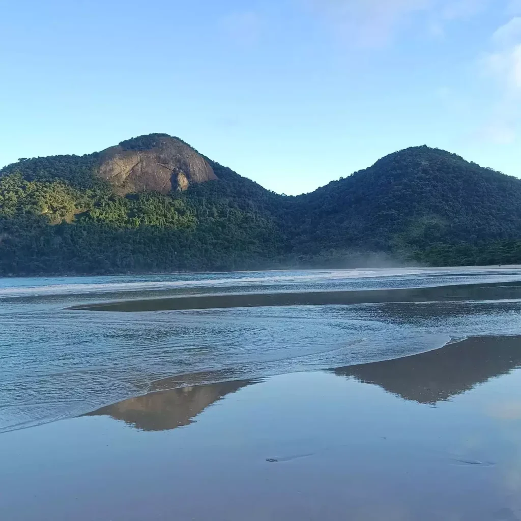 Praia de Dois Rios, Ilha Grande