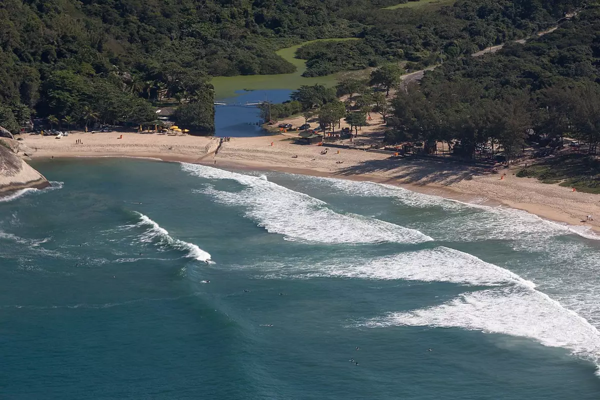 Praia de Grumari no Rio de Janeiro Explorando a Beleza Natural