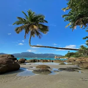 Praia do Aventureiro Ilha Grande