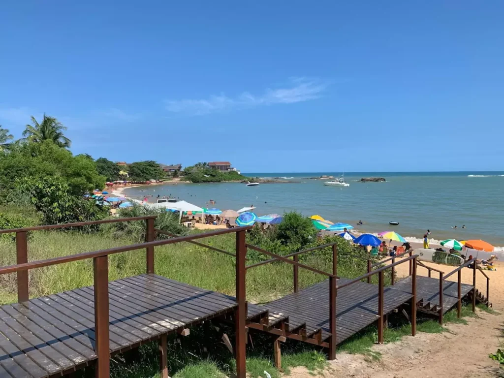 2 Praias Imperdíveis em Guarapari que Prometem Encantar Seus Dias!