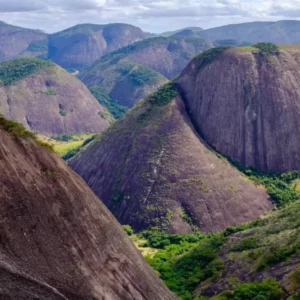 Pontões Capixabas, o 'Yosemite Brasileiro', Espera por Investimentos"