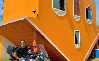 Casa De Cabeça Para Baixo - Guriri- ES