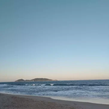 Praia de Morro das Pedras: Explorando as Maravilhas de Florianópolis