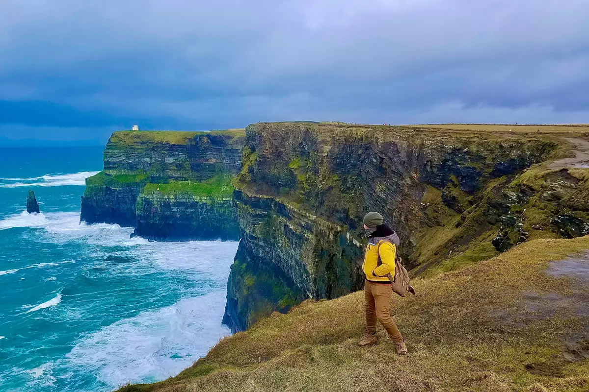 Cliffs of Moher e Ilhas Aran Uma Jornada Inesquecivel pela Irlanda
