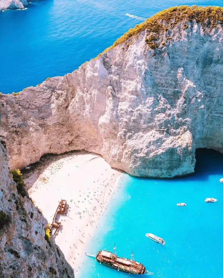 Zakynthos: Descubra a Ilha de Navagio Beach e Muito Mais na Grécia em 2024