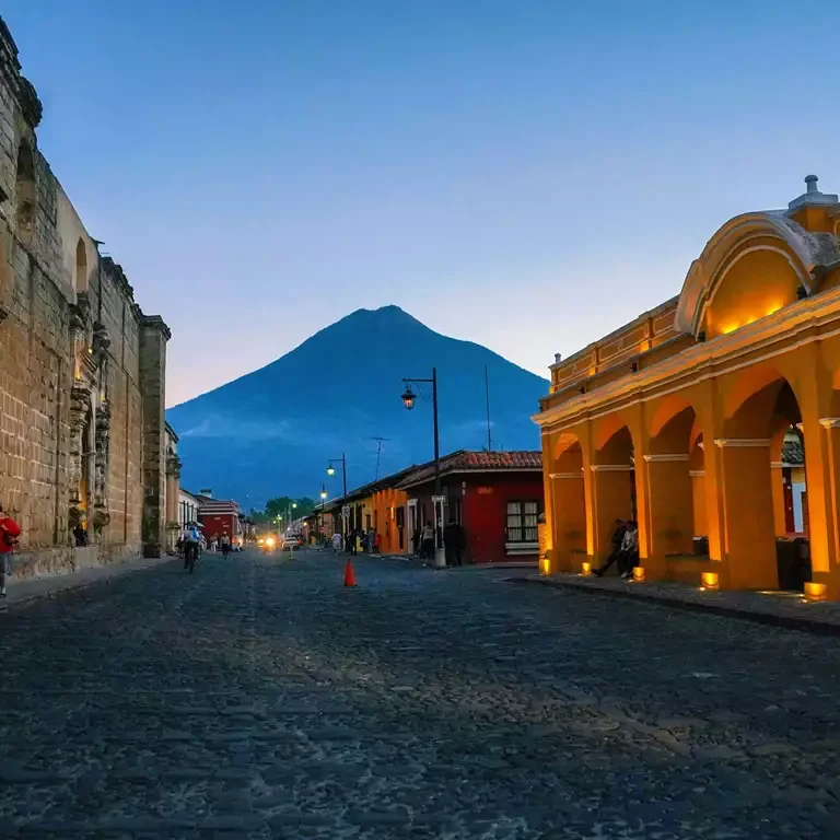 As 3 Maravilhas Maias: Um Guia pelos Sítios Arqueológicos da Guatemala