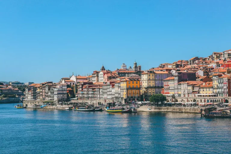 Vantagens e Desafios de Viver em Portugal: Ainda Vale a Pena em 2024?