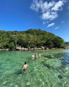 Lagoa-Verde-na-Ilha-Grande