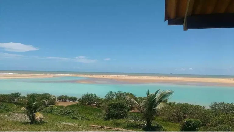 Veja Como está a Praia de Urussuquara – Verão 2018 ( Caribe Capixaba)