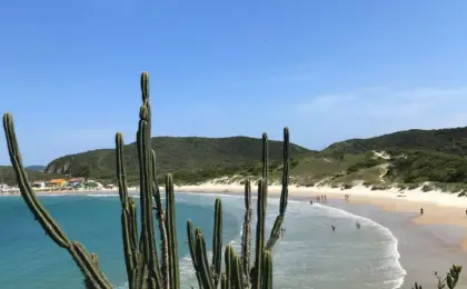 Praia das Dunas: Mais do que uma Praia, uma Experiência Completa em Cabo Frio 7 Praia das Dunas