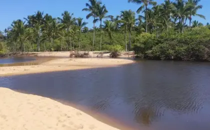 praia do rio da barra em trancoso no sul da bahia 2