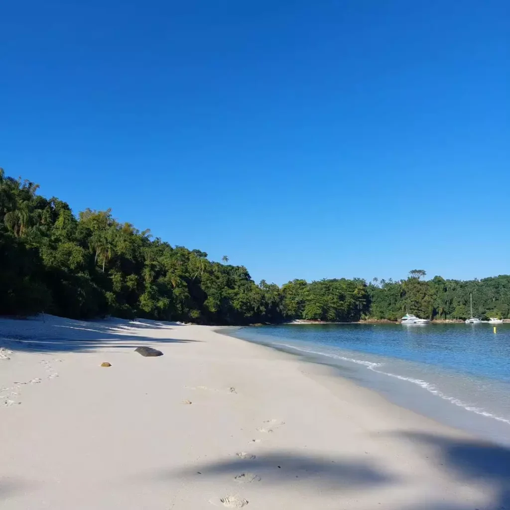 Ilhas Paradisiacas na Costa Verde