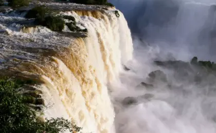 cataratas do iguacu copy scaled 1