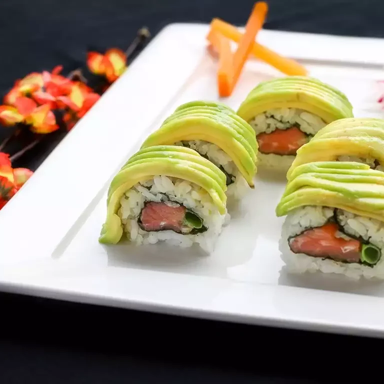 Culinária Japonesa de Rua: 7 Delícias que Vão te Fazer Salivar em 2024