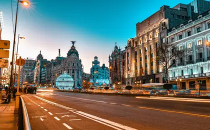 Madri Foto de Quique Olivar na Unsplash