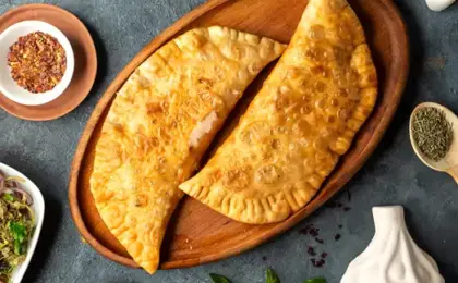 10 Comidas do Brasil: Sabores Únicos Que Encantam Estrangeiros 9 Pastel