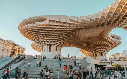Sevilha: O Encanto da Andaluzia que Nunca Cansa 10 Sevilha Foto de Joan Oger na Unsplash